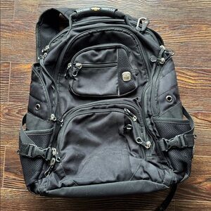 SwissGear Black Multi-Pocket Backpack